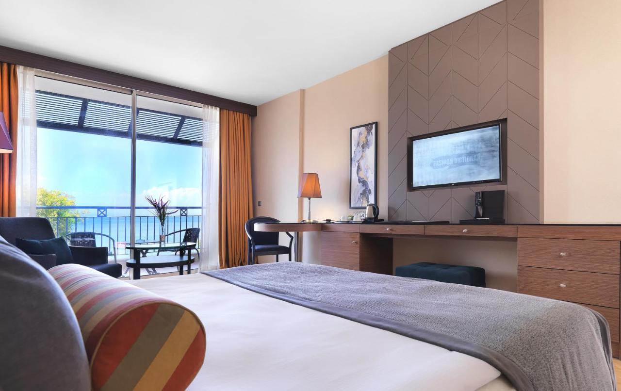 Standard Double or Twin Room with Sea View